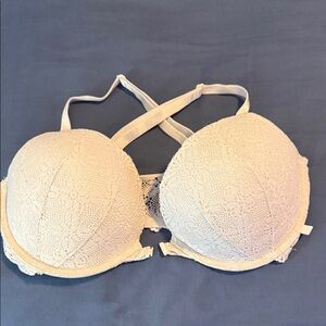 Victoria's Secret Lace Bra - Soft Cream